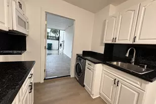 3301 NW 13th Terrace, Miami, FL 33125 - Photo 27