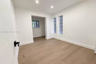 3301 NW 13th Terrace, Miami, FL 33125 - Photo 17