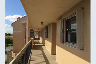 10315 NW 9th St Cir #407-14, Miami, FL 33172 - Photo 17