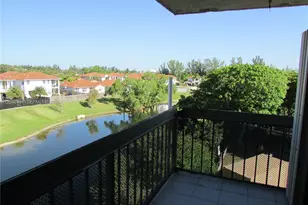10315 NW 9th St Cir, Miami, FL 33172 - Photo 13
