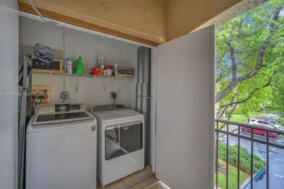 11650 SW 2nd St #16303, Pembroke Pines, FL 33025 - Photo 19