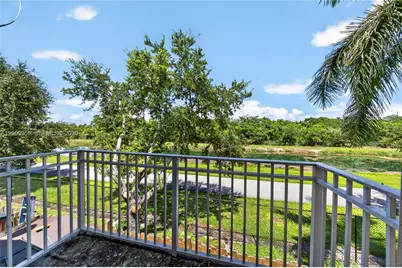 2665 NE 4th St #204, Homestead, FL 33033 - Photo 9