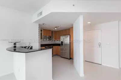 7910 Harbor Island Dr #507, North Bay Village, FL 33141 - Photo 9