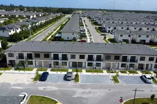 1305 NW 4th Ter, Florida City, FL 33034 - Photo 23