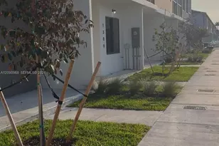1305 NW 4th Ter, Florida City, FL 33034 - Photo 15