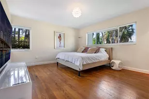 9217 Bay Dr, Surfside, FL 33154 - Photo 21