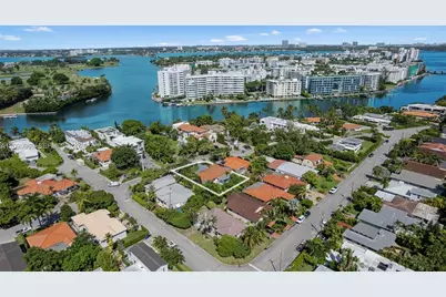 9217 Bay Dr, Surfside, FL 33154 - Photo 31