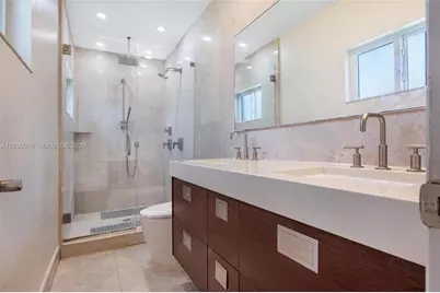 9217 Bay Dr, Surfside, FL 33154 - Photo 23