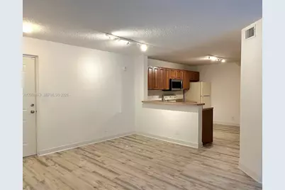 10161 W Sunrise Blvd #203, Plantation, FL 33322 - Photo 3