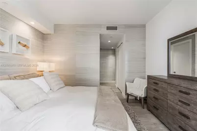 55 SW 9th St #4001, Miami, FL 33130 - Photo 15