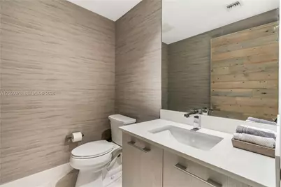 55 SW 9th St #4001, Miami, FL 33130 - Photo 21