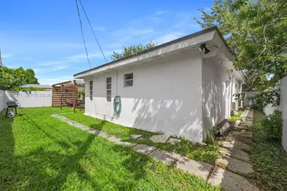 314 NW 106th St, Miami, FL 33150 - Photo 27