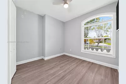9444 SW 78th St #--, Miami, FL 33173 - Photo 27