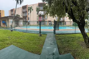 4725 NW 7th St, Miami, FL 33126 - Photo 15