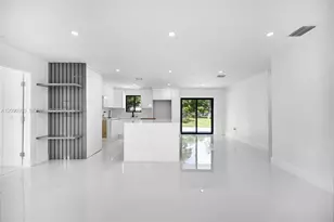 51 NW 161st St, Miami, FL 33169 - Photo 9