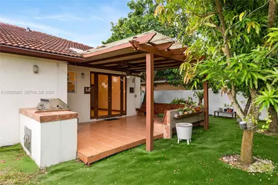 9822 SW 159th Path #9822, Miami, FL 33196 - Photo 3