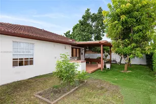 9822 SW 159th Path, Miami, FL 33196 - Photo 9