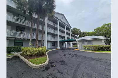 1526 Whitehall Dr #304, Davie, FL 33324 - Photo 3