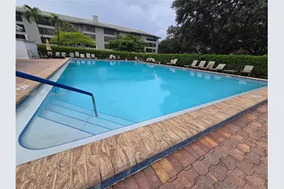 1526 Whitehall Dr #304, Davie, FL 33324 - Photo 47