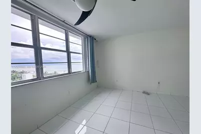 5825 Collins Ave #8E, Miami Beach, FL 33140 - Photo 3