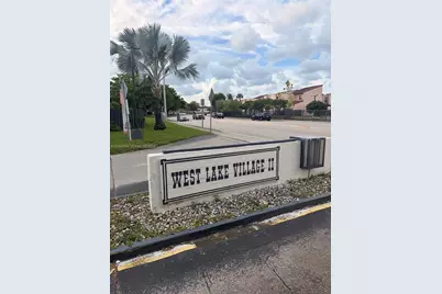 460 W Park Dr #202, Miami, FL 33172 - Photo 3