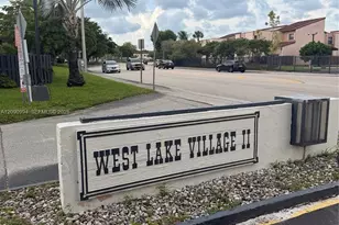 460 W Park Dr, Miami, FL 33172 - Photo 3