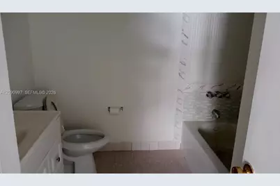 300 W 74th Pl #303, Hialeah, FL 33014 - Photo 15
