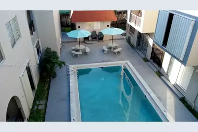 300 W 74th Pl #303, Hialeah, FL 33014 - Photo 17