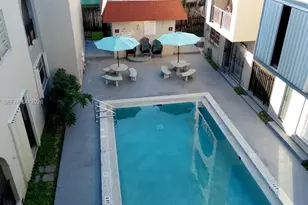 300 W 74th Pl, Hialeah, FL 33014 - Photo 17