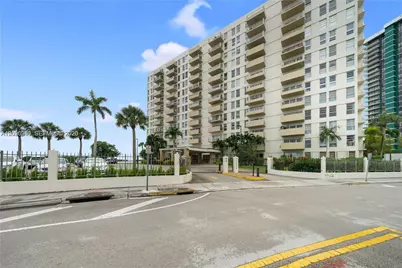 880 NE 69th St #7M, Miami, FL 33138 - Photo 11