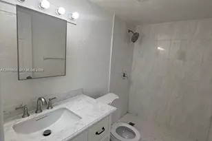 1875 W 56th St, Hialeah, FL 33012 - Photo 11