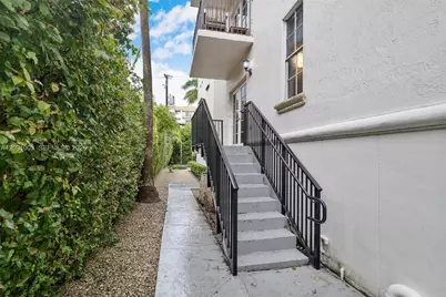 323 Navarre Ave #101, Coral Gables, FL 33134 - Photo 11