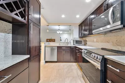 323 Navarre Ave #101, Coral Gables, FL 33134 - Photo 5