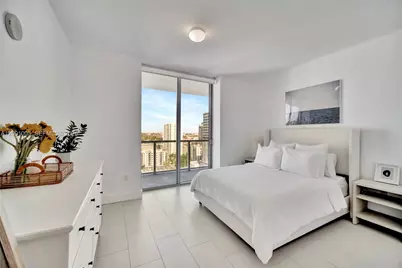 79 SW 12th St #2201-S, Miami, FL 33130 - Photo 15