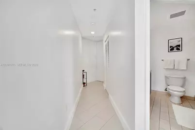 79 SW 12th St #2201-S, Miami, FL 33130 - Photo 19
