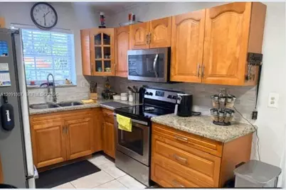 2630 De Soto Dr, Miramar, FL 33023 - Photo 3