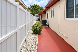 5551 E 4th Ave, Hialeah, FL 33013 - Photo 17