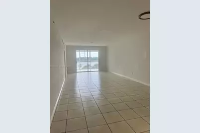 10750 NW 66th St #401, Doral, FL 33178 - Photo 3