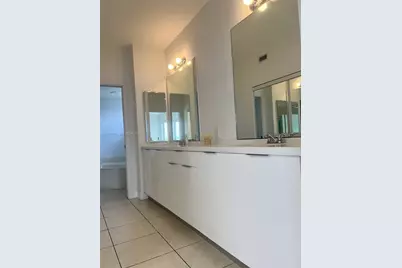 10750 NW 66th St #401, Doral, FL 33178 - Photo 19