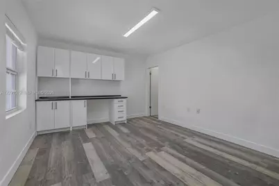 266 W 21st St, Hialeah, FL 33010 - Photo 9