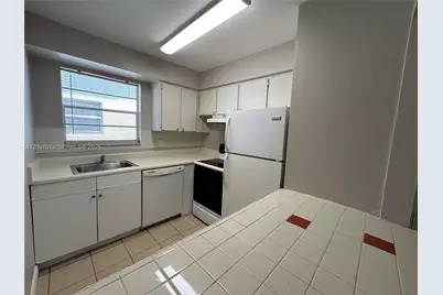 6505 Winfield Blvd #B-18, Margate, FL 33063 - Photo 5