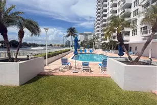 5700 Collins Ave, Miami Beach, FL 33140 - Photo 31