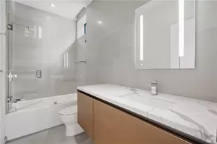 2803 Crystal Ct, Miami, FL 33133 - Photo 23