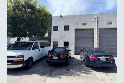 2550 W 78th St #D-5, Hialeah, FL 33016 - Photo 1