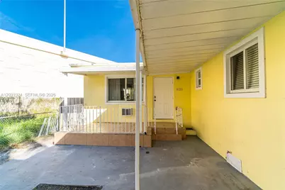 1021 NW 23rd Ave #1023, Miami, FL 33125 - Photo 5