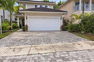 3113 SE 2nd Dr, Homestead, FL 33033 - Photo 1