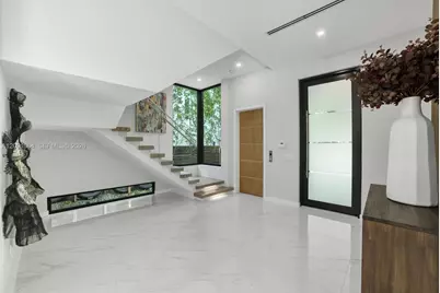 1780 Chucunantah Rd, Miami, FL 33133 - Photo 9