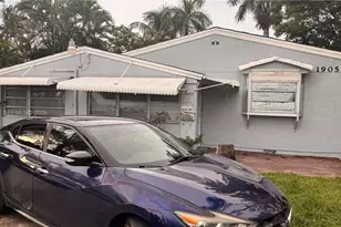 1905 Harding St, Hollywood, FL 33020 - Photo 1