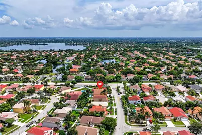 18611 NW 11th St, Pembroke Pines, FL 33029 - Photo 41
