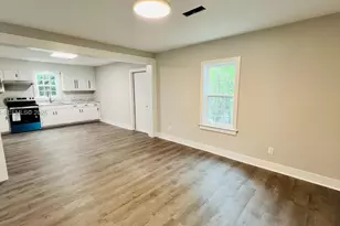 106 E Dewey St, Goldsboro, NC 27530 - Photo 9